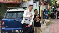 dr. Tirta dan Gilang, bocah tukang parkir yang viral (Sumber: Instagram/dr.tirta)