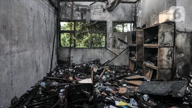 Kondisi SMAN 100 Jakarta yang Ludes Dilalap Si Jago Merah