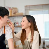 ilustrasi pasangan cinta/BongkarnGraphic/Shutterstock