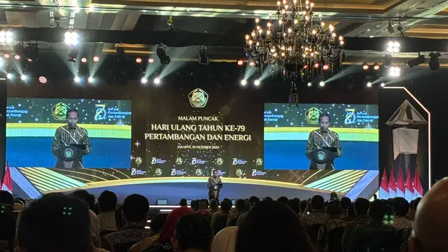 Presiden Joko Wi(Jokowi) di acara Puncak Penghargaan Subroto 2024, di Jakarta, Kamis (10/10/2024). (Tira/Liputan6.com)