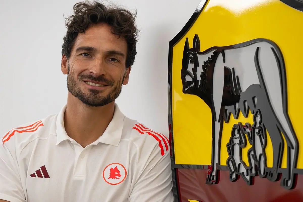 Sejak Gabung AS Roma, Mats Hummels Kok Belum Pernah Main?