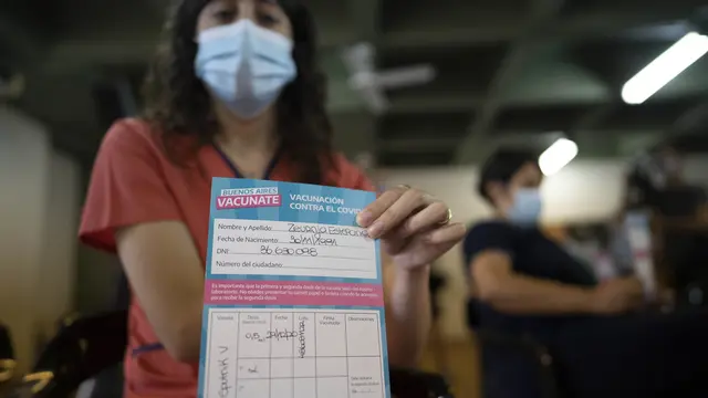 FOTO: Argentina Luncurkan Kampanye Vaksinasi COVID-19