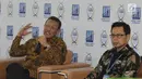 Dirut PT Angkasa Pura l Danang S Baskoro (kiri) memberi keterangan usai mengumumkan penghargaan Airport Service Quality 2016, di Jakarta (24/10). Penghargaan ini menandakan pelayanan di bandara Sultan Hasanuddin sudah semakin baik. (Liputan6.com/Pool)