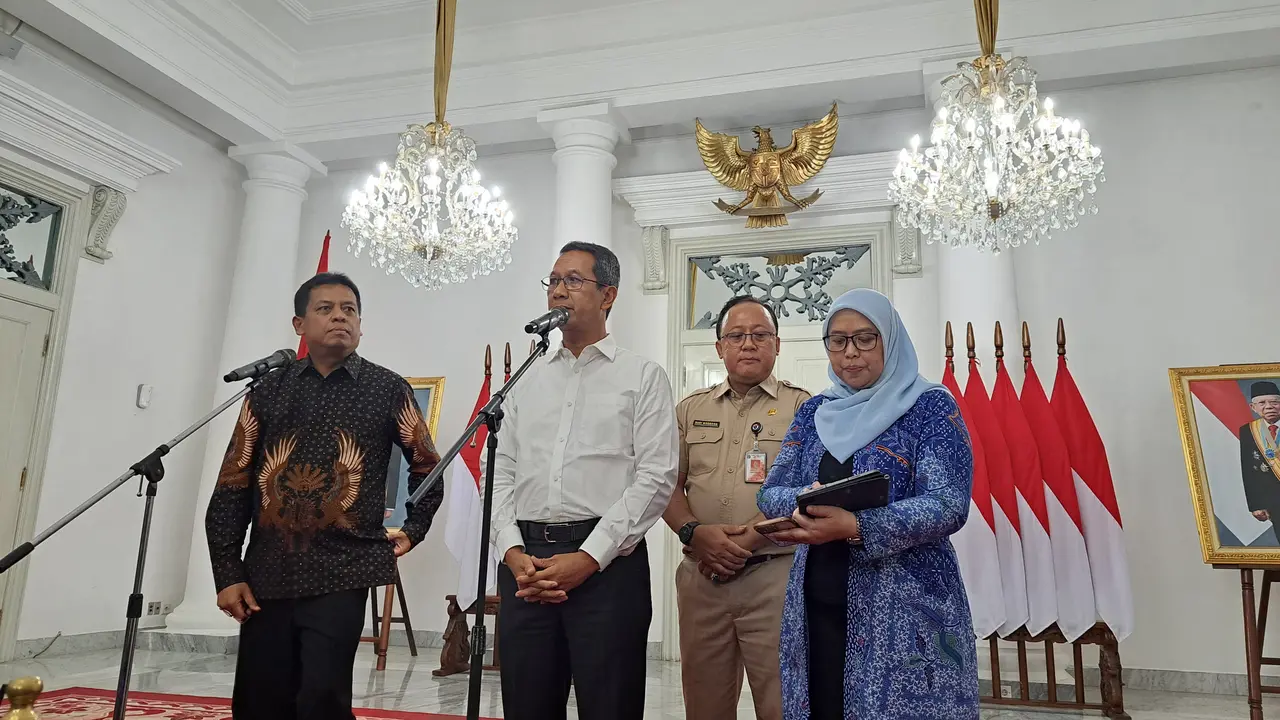 Pj Gubernur DKI Jakarta Heru Budi Hartono mengumumkan UMP Jakarta 2024 pada Selasa (21/11/2023).