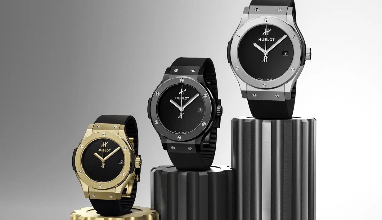 Tak lekang waktu adalah kalimat yang tepat untuk Hublot Classic Fusion Original. Sudah lebih dari 40 tahun sejak Hublot muncul di kancah industri jam. Jam tangan original 36mm memulai debutnya pada tahun 1980, selamanya mengubah cara pandang kita tentang jam tangan mewah, dan tahun ini, Classic Fusion Original kini tersedia dalam tiga ukuran case berbeda. / Foto dok Hublot.