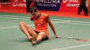 Carolina Marin sempat mengalami cedera kala bertanding melawan Pai Yu Po asal Cina Taipei. Kamis (13/8/2015). (Bola.com/Arief Bagus)