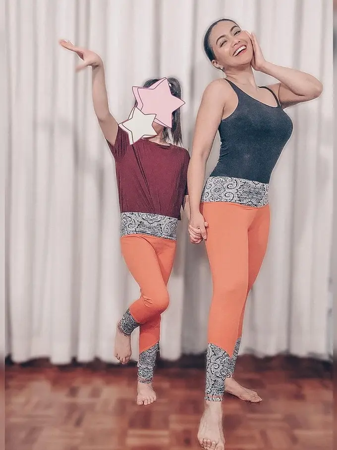 [Fimela] Denada dan Aisha