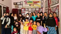 Para pejuang kanker di Rumah Pejuang Kanker Ambu. Foto: Instagram: @rumahpejuangkankerambu.