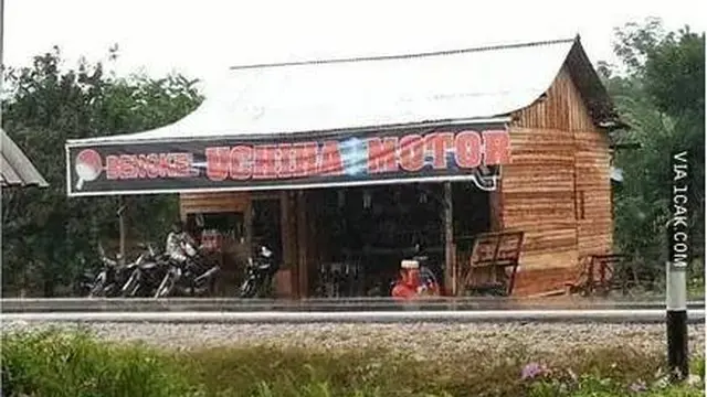 10 Potret Lucu Tulisan di Bengkel Ini Bikin Pelanggan Nyengir