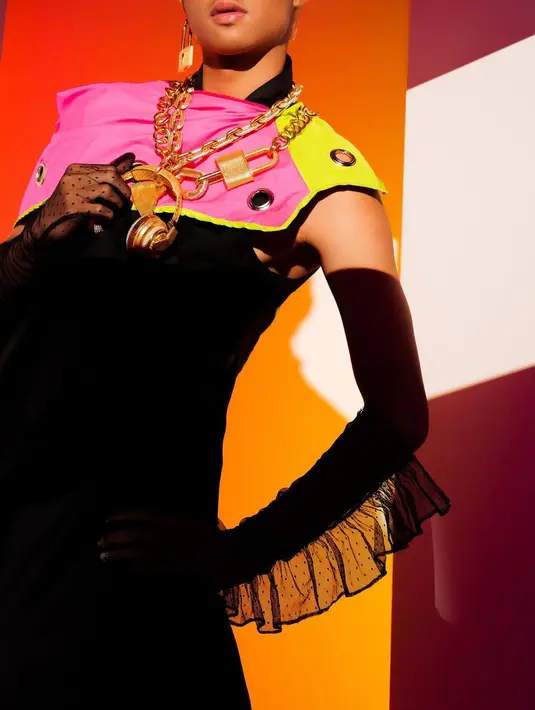 Devano Danendra bergaya nyentrik [Instagram/iamdevano]