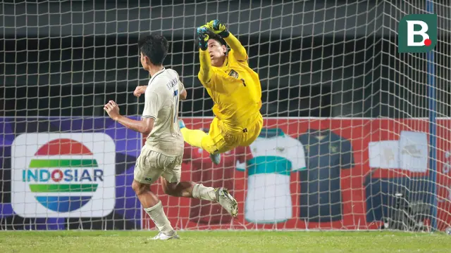  Aksi Heroik Cahya Supriadi Saat Selamatkan Gawang Timnas Indonesia U-19 dari Gempuran Thailand di Piala AFF U-19