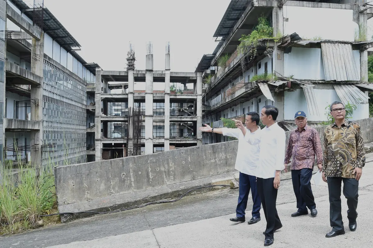 20160318-Jokowi-Sidak-ke-Hambalang-Bogor-FF