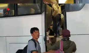 Massa AMPB bergerak ke Jakarta. (Liputan6.com/Arief Pramono)