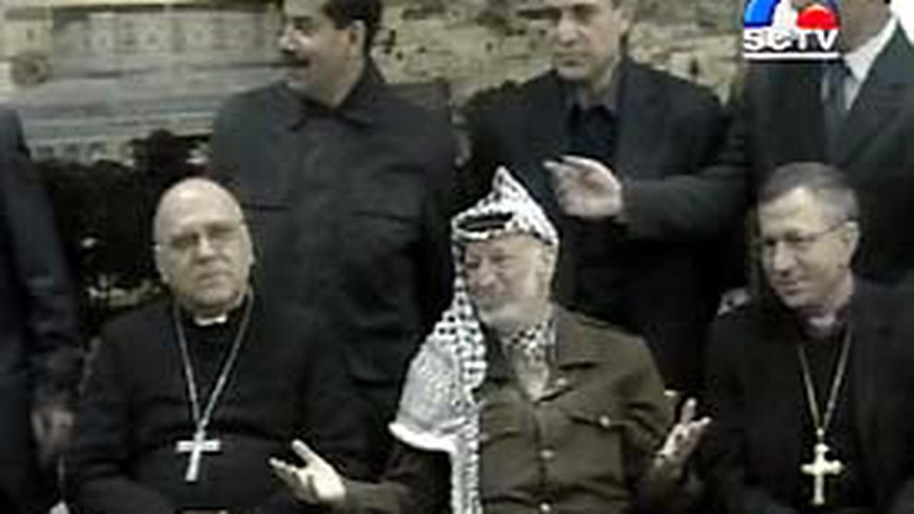 Arafat Kembali Dilarang ke Luar Ramallah