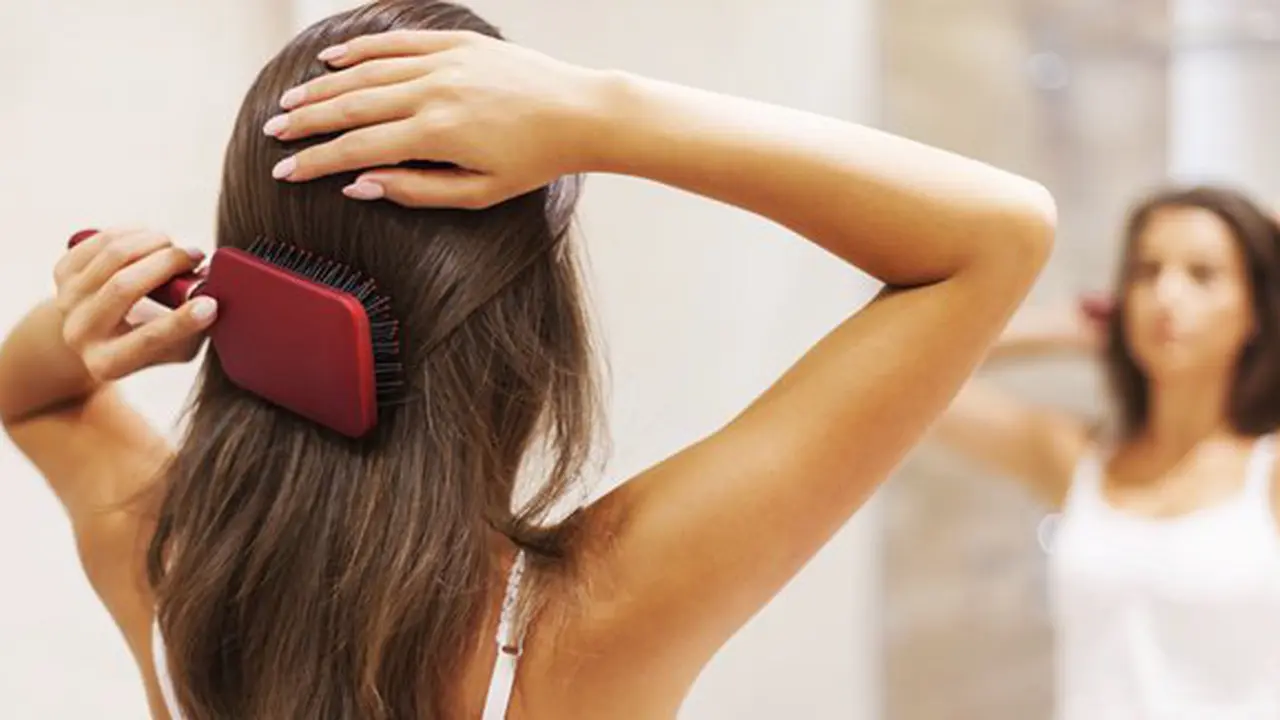 Santan bisa bantu tebalkan rambut tipis/copyright: thinkstockphotos.com