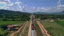 Foto yang diabadikan pada 26 Juli 2020 ini memperlihatkan lokasi pembangunan Jalur Kereta China-Laos di Laos utara. Proyek ini, yang dimulai pada Desember 2016, dijadwalkan rampung dan mulai beroperasi pada Desember 2021. (Xinhua/Pan Longzhu)