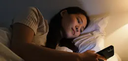 Digital sunset menjadi kebiasaan sederhana untuk memberi jeda dari layar sebelum tidur dan membantu tubuh memasuki waktu istirahat dengan lebih tenang. (Foto/Dok: Pexels)