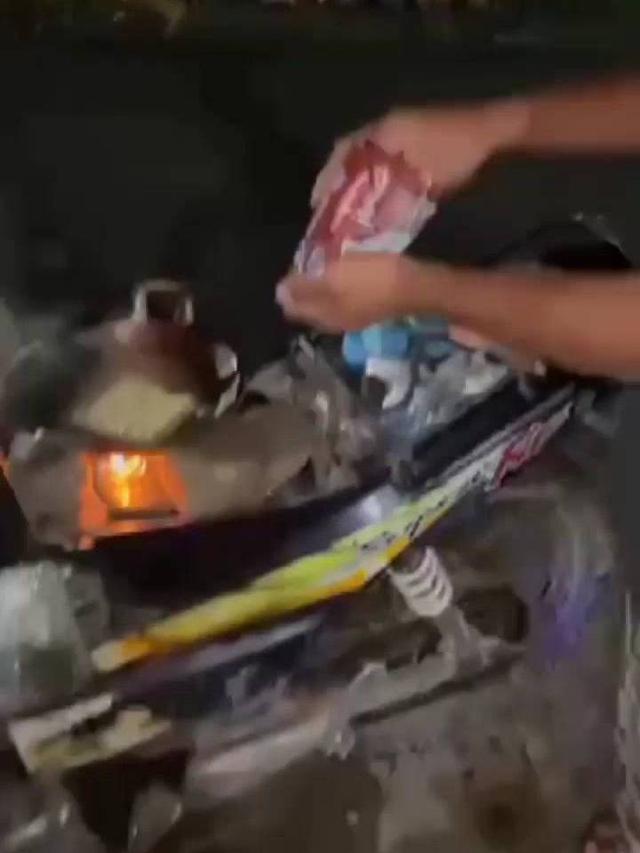 7 Potret Nyeleneh Alih Fungsi Motor, Ada yang Bajak Sawah