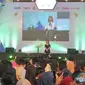 Presenter Najwa Shihab menjadi salah satu pembicara dalam sesi Inspiring Talk di forum Emtek Goes to Campus (EGTC) yang digelar di Auditorium UPN Veteran Yogyakarta. (Liputan6.com/ Switzy Sabandar)