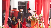 Gubernur Kalimantan Timur (Kaltim) Isran Noor dalam Upacara Perayaan Hari Ulang Tahun Kota (HUT) Balikpapan, Rabu (10/2/2021).
