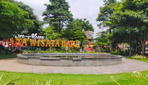 Alun - alun Kota Batu (Liputan6.com/Zainul Arifin)