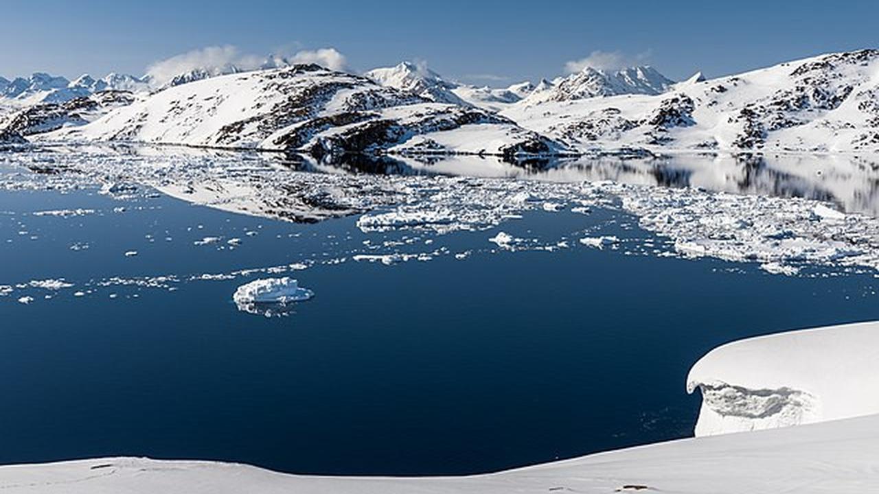 Pulau Greenland (Sumber: Wikimedia Commons)