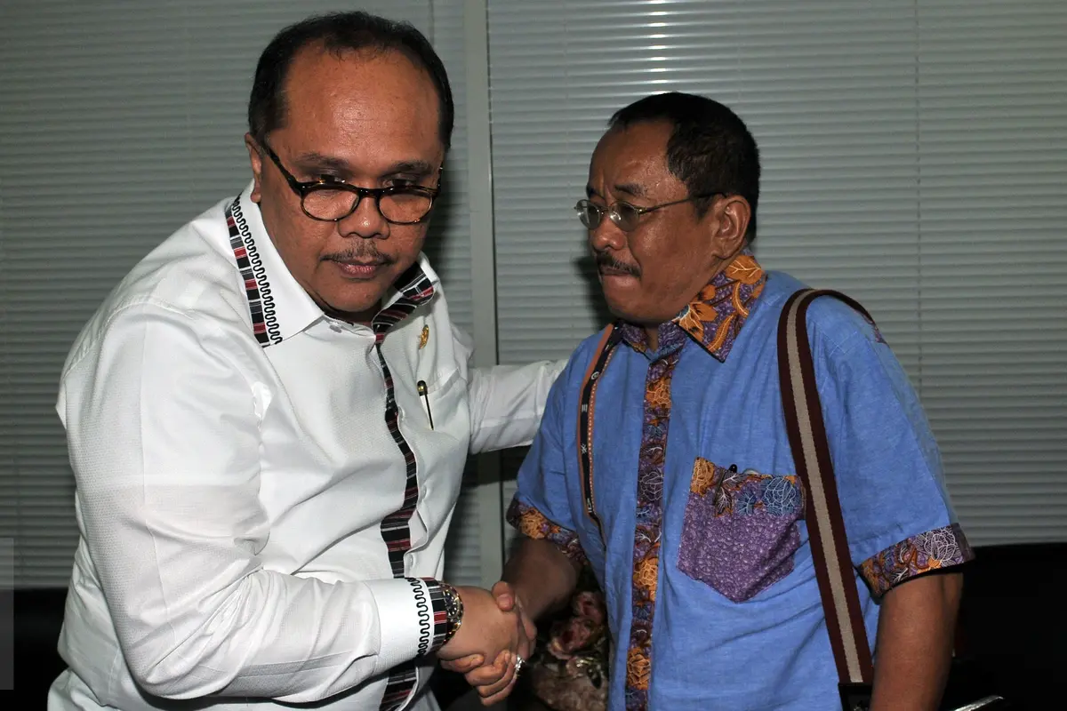20151118-Kementerian ESDM Berikan Bukti Percakapan Setya Novanto 