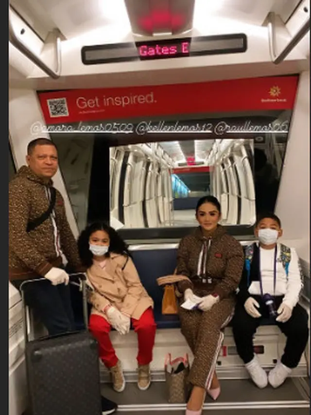 6 Momen Perjalanan Pulang Krisdayanti ke Indonesia, Nampak Sepi