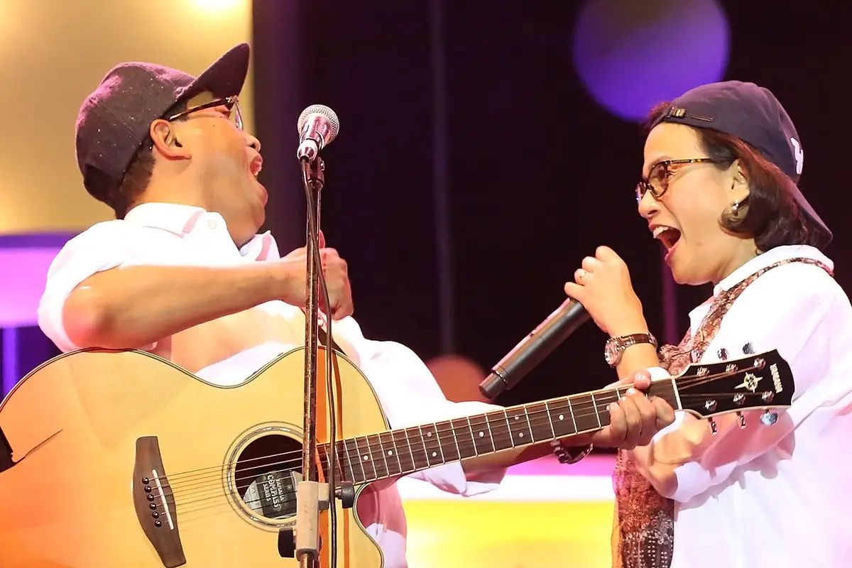 [Bintang] Elek Yo Band -Band para Menteri Jokowi
