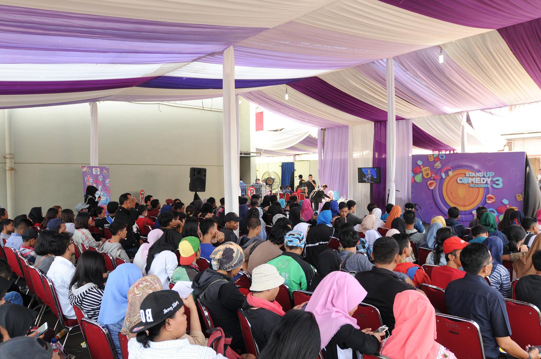 Jakarta menjadi kota terakhir melakukan audisi Stand Up Comedy Academy 3 (SUCA 3). Sebelumnya, audisi serupa juga sudah digelar di lima kota besar seperti Bandung, Makassar, Medan, Yogyakarta dan Surabaya. (Daniel Kampua/Bintang.com)