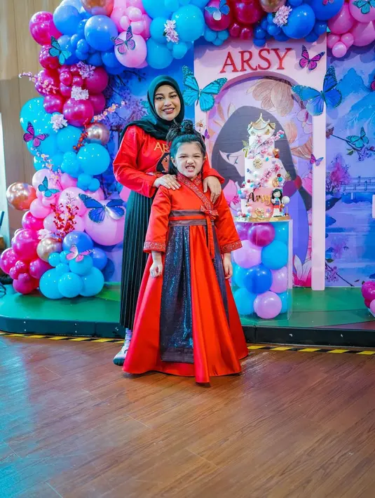 Ultah Arsy ke-7 (Instagram/ananghijau)