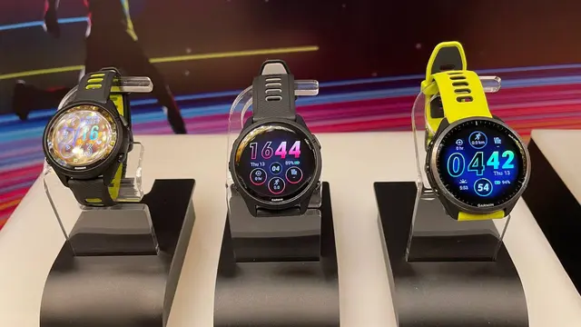Seri Garmin Forerunner 265 dan 965, jam tangan pintar dilengkapi GPS dan training aktivitas lari terbaru dari Garmin (Liputan6.com/ Agustin Setyo W).