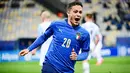 Giacomo Raspadori - Pemanggilan Raspadori merupakan salah satu kejutan yang dibuat Timnas Italia. Berlabel pemain debutan Gli Azzurri akan membuat bomber muda Sassuolo ini akan tampil habis-habisan untuk membayar kepercayaan Mancini.  (AFP/Jure Makovec)