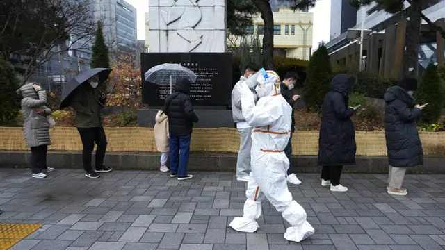 FOTO: Kematian Akibat Gelombang COVID-19 di Korea Selatan Melonjak