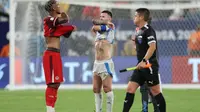 Di Balik Tradisi Bertukar Jersey, Ada Kisah yang Sudah Berusia Hampir Seabad