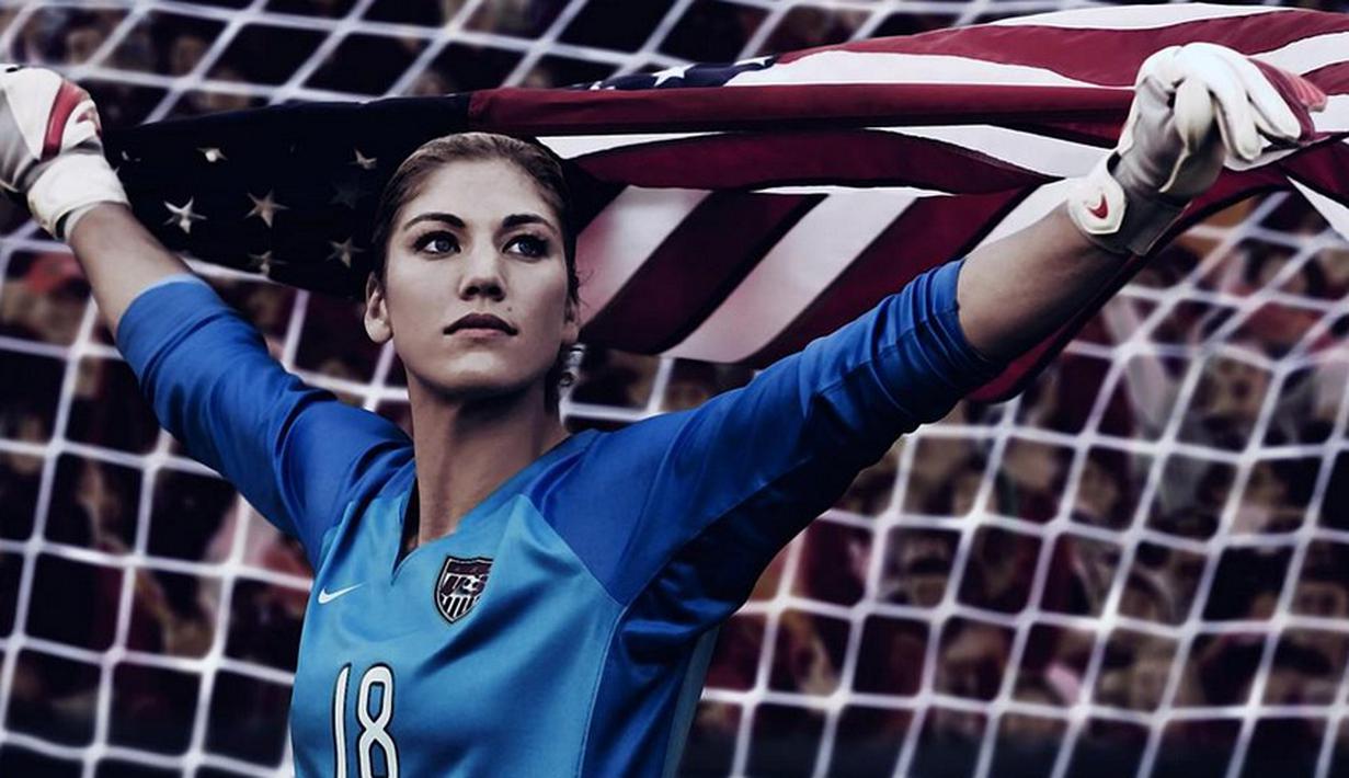 Hope Solo, kiper Timnas Amerika Serikat ini menjadi kiper utama sejak tahun 2000. Meraih medali emas Olimpiade 2008 dan 2012, runner-up Piala Dunia Wanita 2011, dan Golden Glove Piala Dunia Wanita 2011. (Nike)