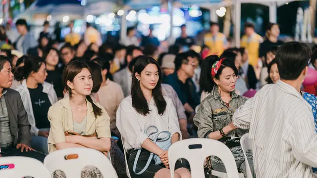 Cha Chung Hwa di drakor Hometown Cha-Cha-Cha. (tvN via Soompi)