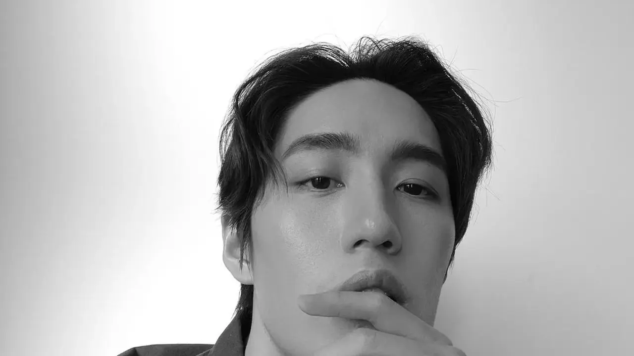 Profil Thanapob 'Tor' Leeratanakachorn, Si Bintang Utama Lakorn Midnight Museum