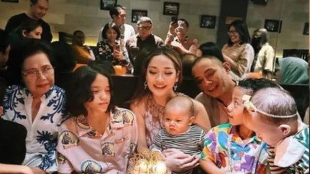 Publik Dihebohkan Kabar Bunga Citra Lestari Alias BCL Menikah Lagi. Tiko Aryawardhana, Duda Tiga Orang Anak Teman Lama BCL, Akan Mempersunting Janda Ashraf Sinclair di Bali  (IG/bcl_tiko)