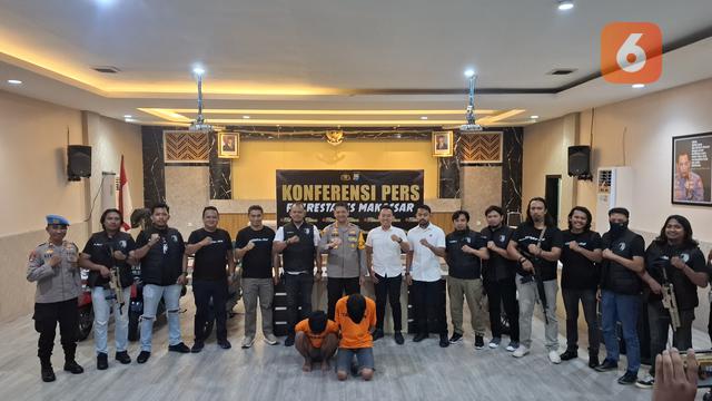 Polisi tangkap anggota geng motor yang terlibat bentrok di Makassar (Liputan6.com/Fauzan)