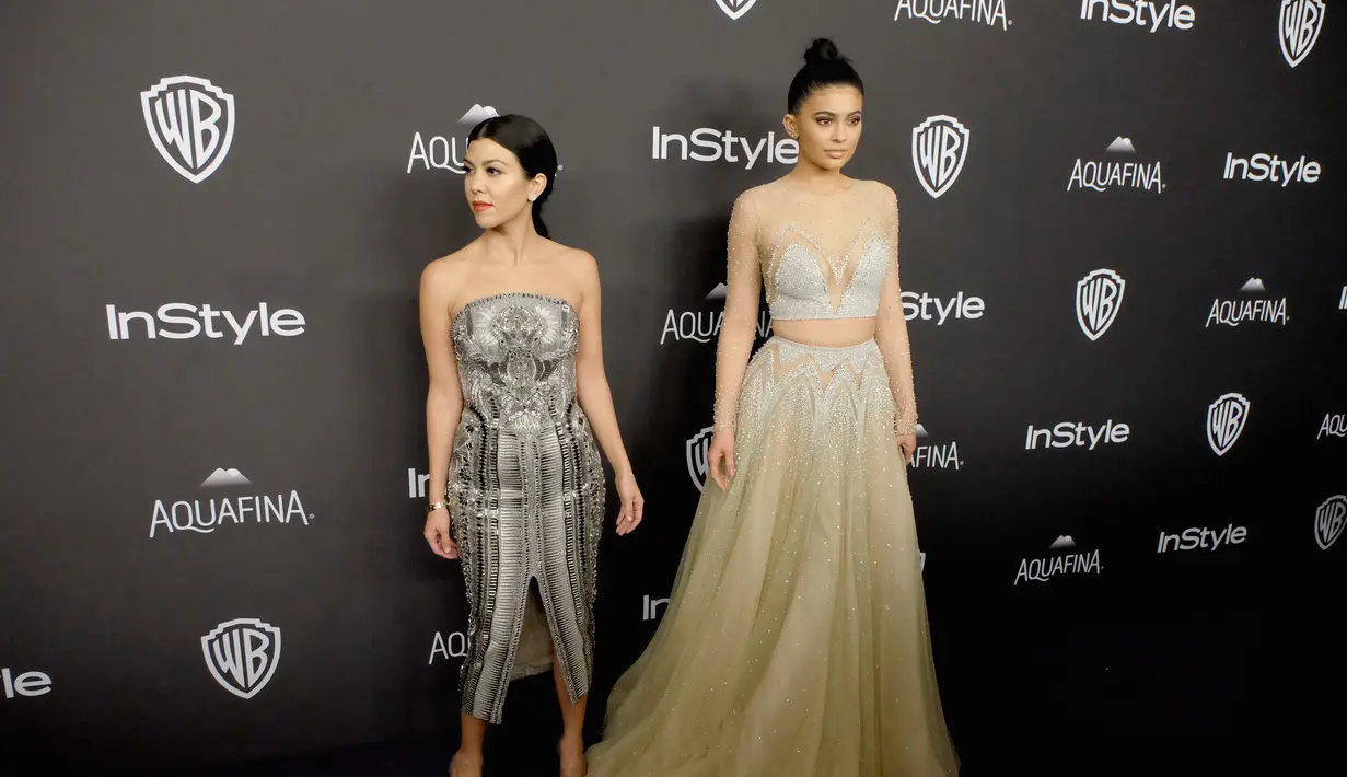 Diberitakan, Kourtney mebantu Kylie melewati kehamilan pertamanya dan sering memberikan saran. (Frazer Harrison  GETTY IMAGES NORTH AMERICA  AFP)