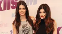 Dua Adik Perempuan Kim Kardashian Gelar Pesta Liar