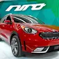 Kia Niro EX model tahun 2017 berhasil menyabet titel mobil hybrid paling hemat di dunia dari Guinness World Record. 