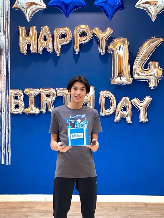 Eddy Meijer anak Maudy Koesnaedi (Instagram/maudykoesnaedi)