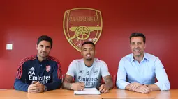 Ia didatangkan ke Arsenal mengisi posisi penyerang tengah yang lowong selain Eddie Nketiah yang masih dalam fase negosiasi untuk perpanjangan kontrak. (Foto: Twitter/Arsenal)