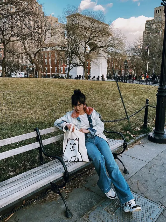 Momen liburan Febby Rastanty di New York