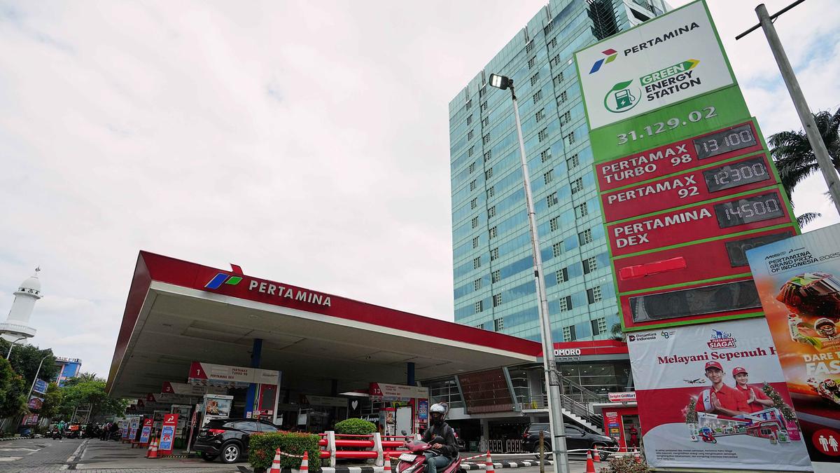Perang AS-Israel vs Iran Memanas, Harga BBM di Indonesia Terancam Naik