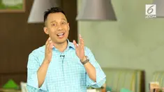 Pakar Keuangan Safir Senduk memberikan tips bagi yang ingin berbelanja barang kebutuhan menjelang Lebaran.