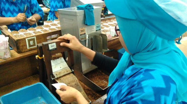 Melongok Pabrik Rokok Milik Orang Terkaya Di Indonesia Bisnis Liputan6 Com