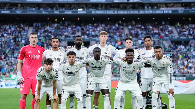 Starting XI Real Madrid di laga lawan Real Betis di pekan ke-32 Liga Spanyol 2025/2026 di Estadio de la Cartuja, Sabtu (25/04/2026) dini hari WIB.